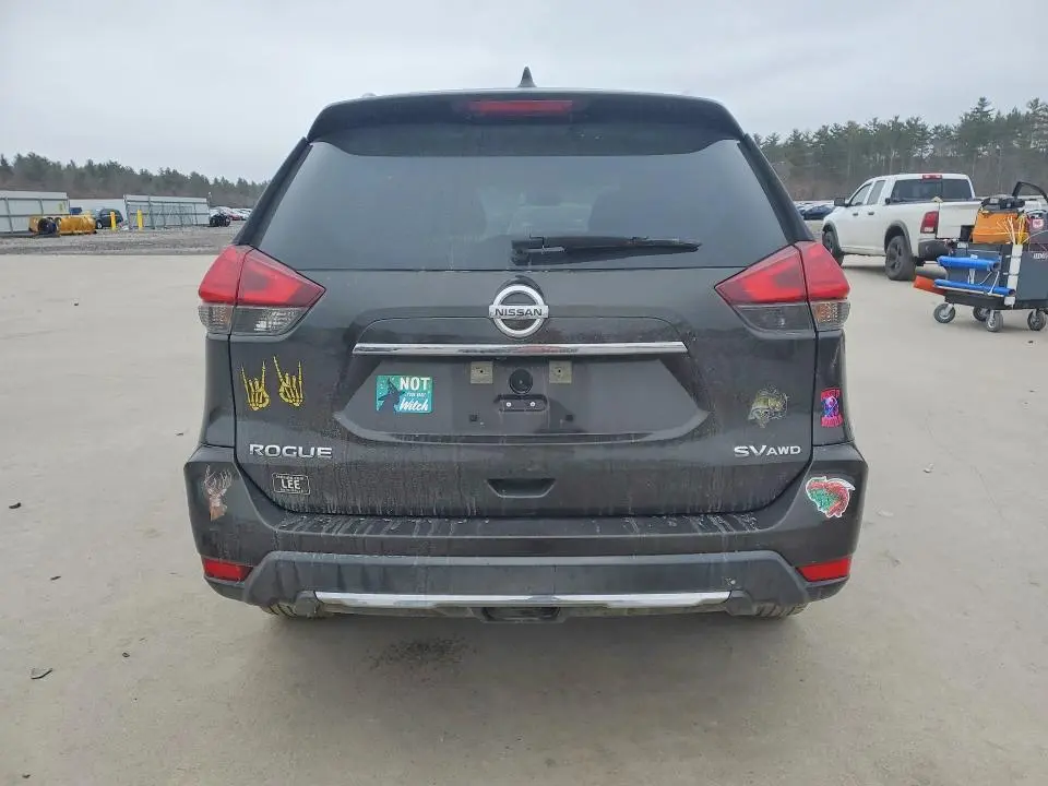 2017 NISSAN ROGUE SV  