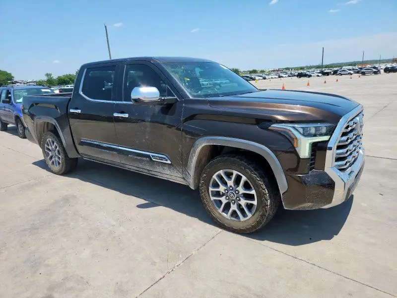 2022 TOYOTA TUNDRA CREWMAX PLATINUM  