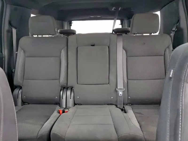 2023 CHEVROLET SUBURBAN C1500 LS  