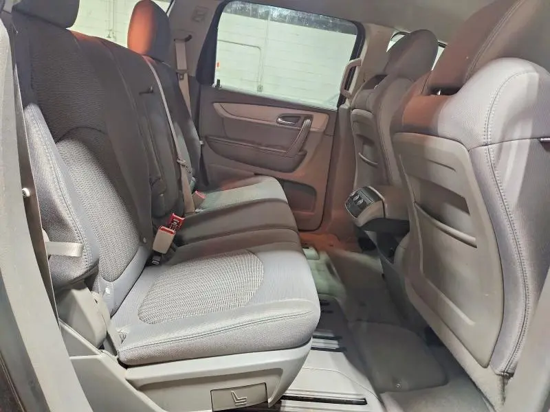 2013 CHEVROLET TRAVERSE 2LT  