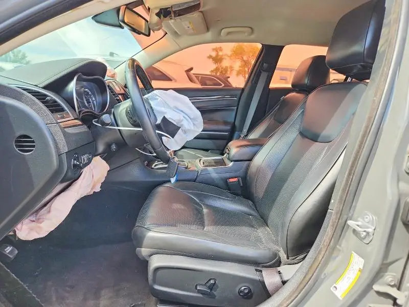 2018 CHRYSLER 300 LIMITED  