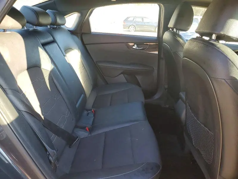 2020 KIA FORTE GT LINE  