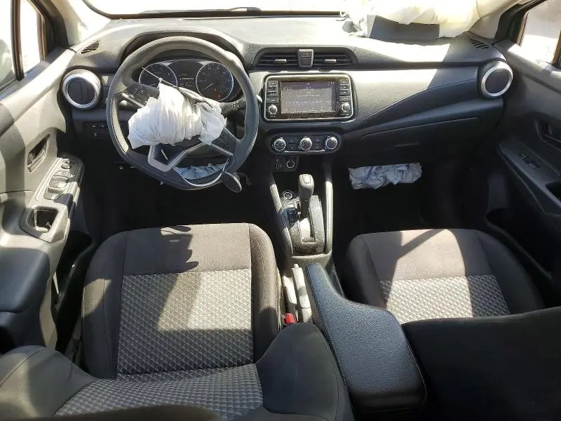 2021 NISSAN VERSA S  