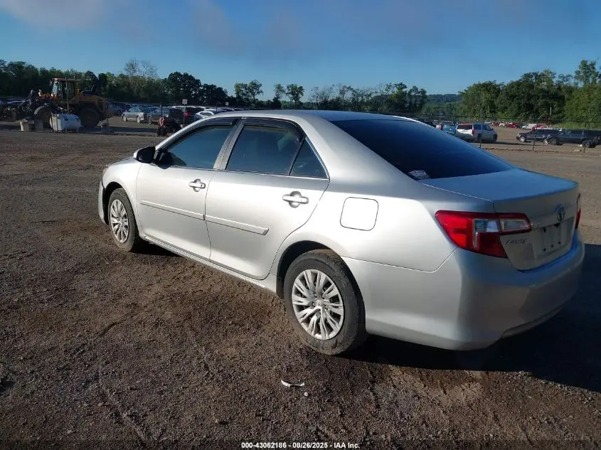 2013 TOYOTA CAMRY LE