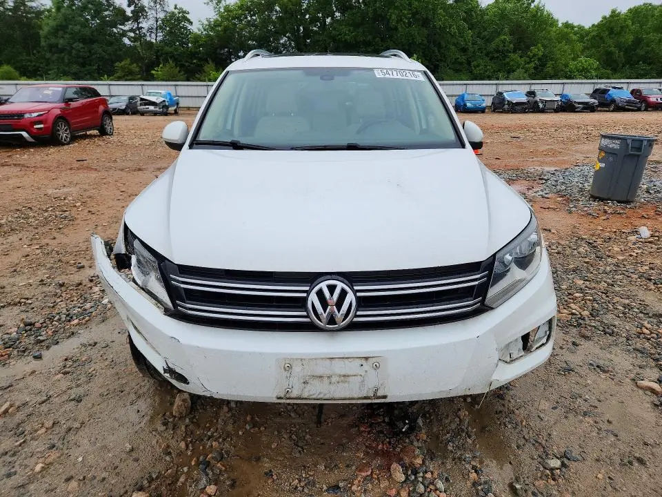 2017 VOLKSWAGEN TIGUAN WOLFSBURG  
