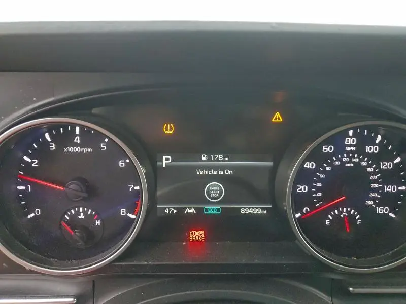 2023 KIA CARNIVAL LX  