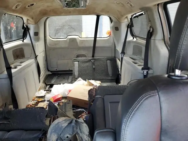 2010 CHRYSLER TOWN & COUNTRY TOURING  