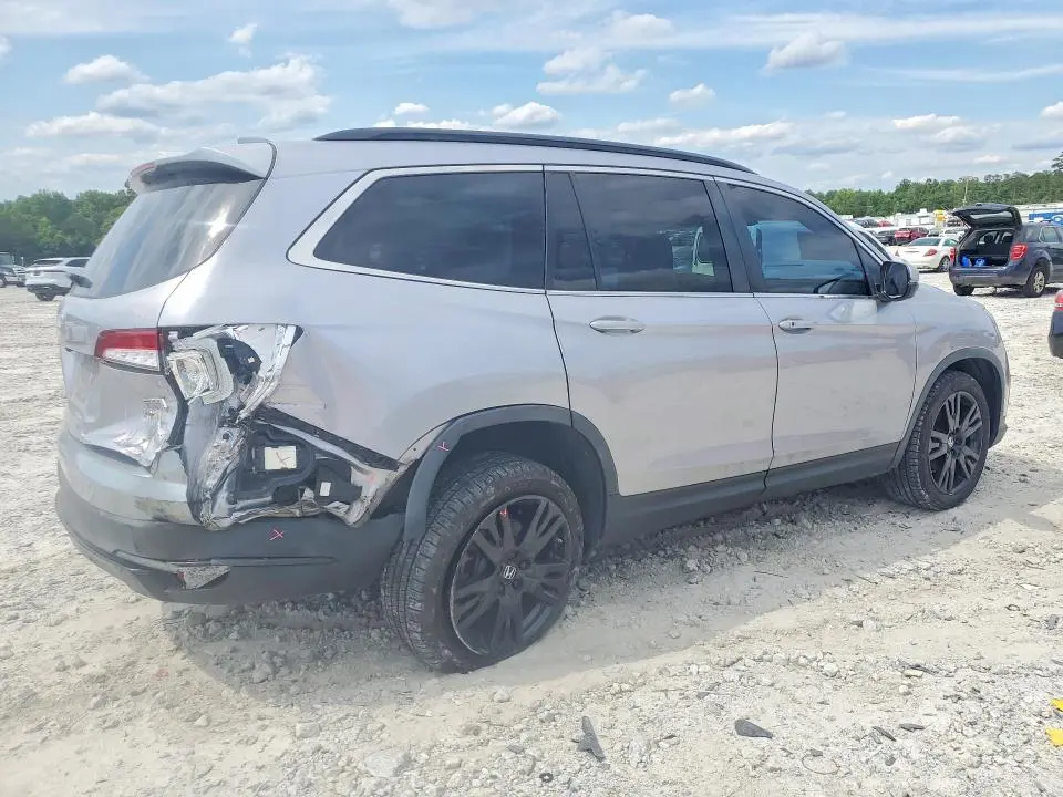 2022 HONDA PILOT SE  