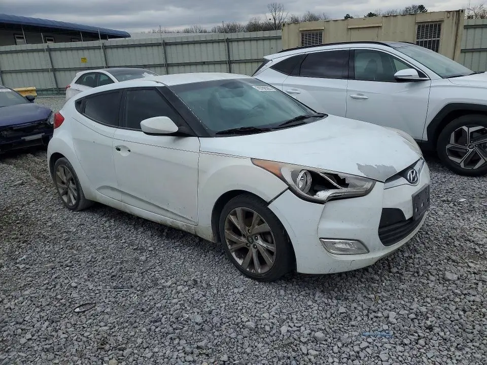 2017 HYUNDAI VELOSTER BASE  