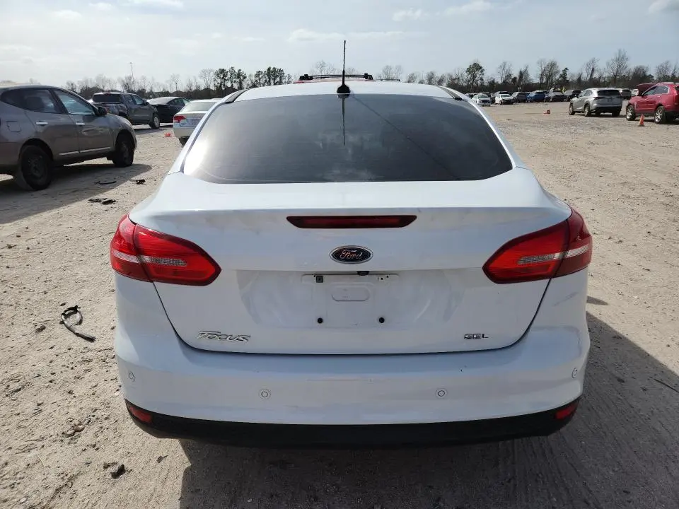 2017 FORD FOCUS SEL  