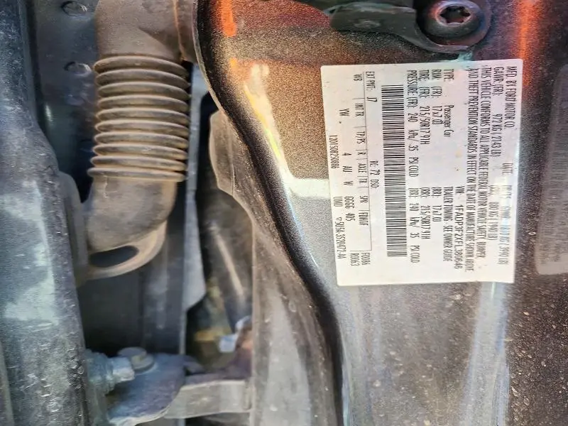 2015 FORD FOCUS SE  