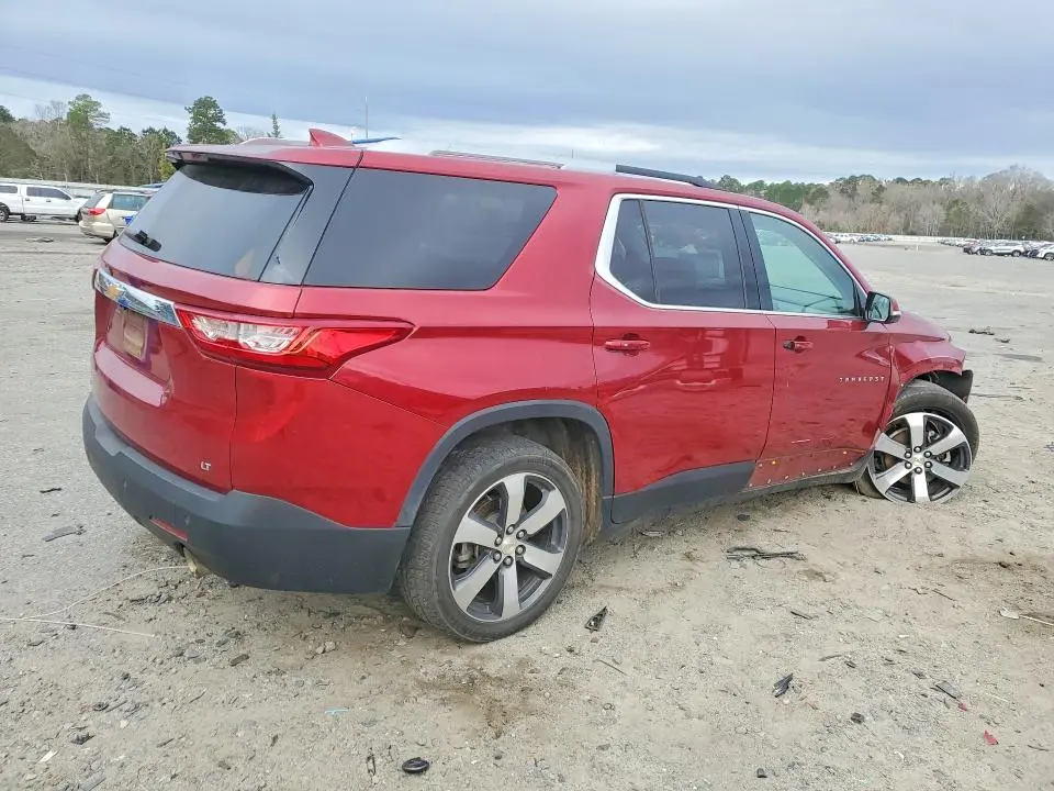 2018 CHEVROLET TRAVERSE LT  