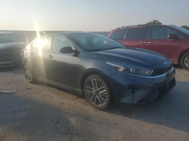 2024 KIA FORTE GT LINE  