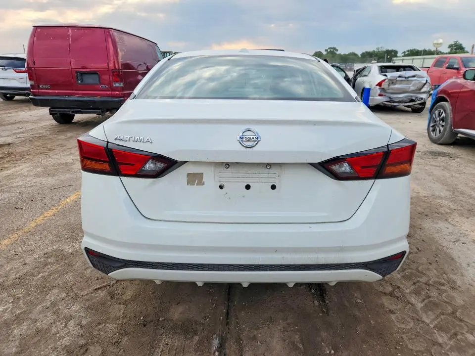 2019 NISSAN ALTIMA S  