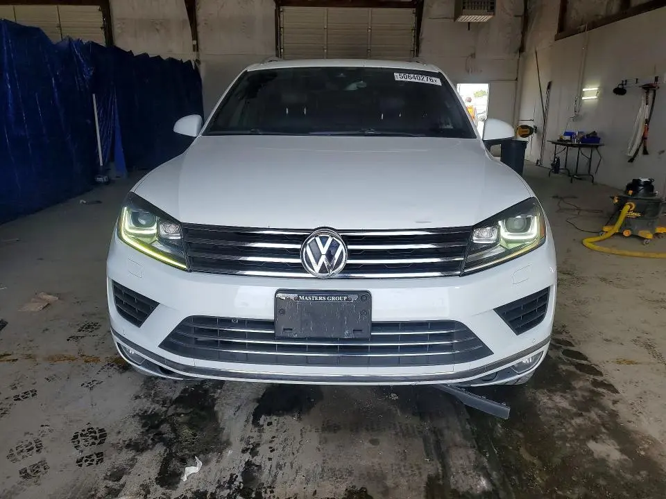 2017 VOLKSWAGEN TOUAREG WOLFSBURG  