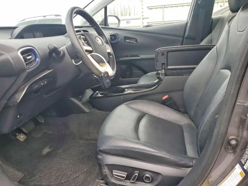 2016 TOYOTA PRIUS FOUR TOURING  