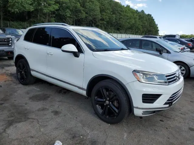 2017 VOLKSWAGEN TOUAREG WOLFSBURG  