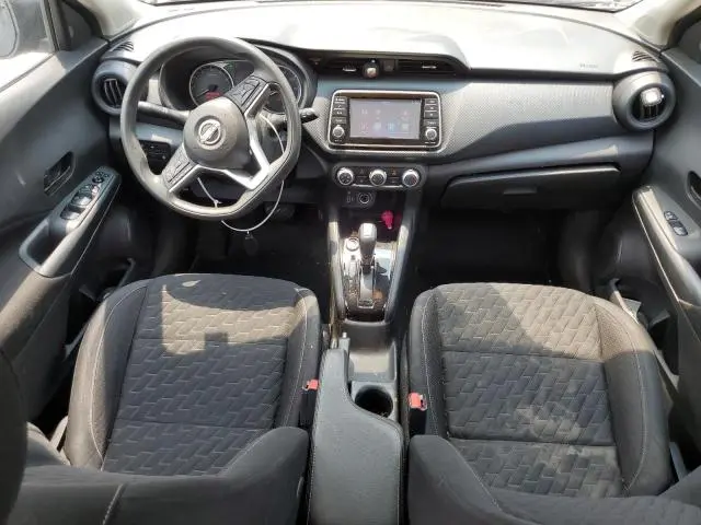 2022 NISSAN KICKS S  