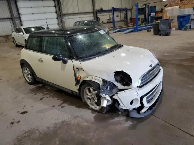 2013 MINI COOPER   