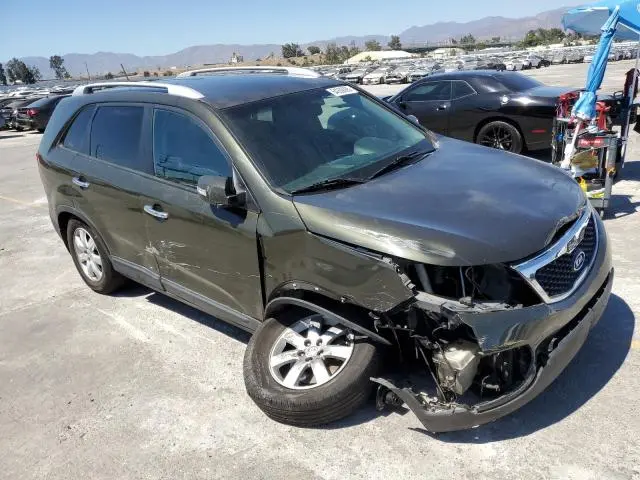 2012 KIA SORENTO BASE  