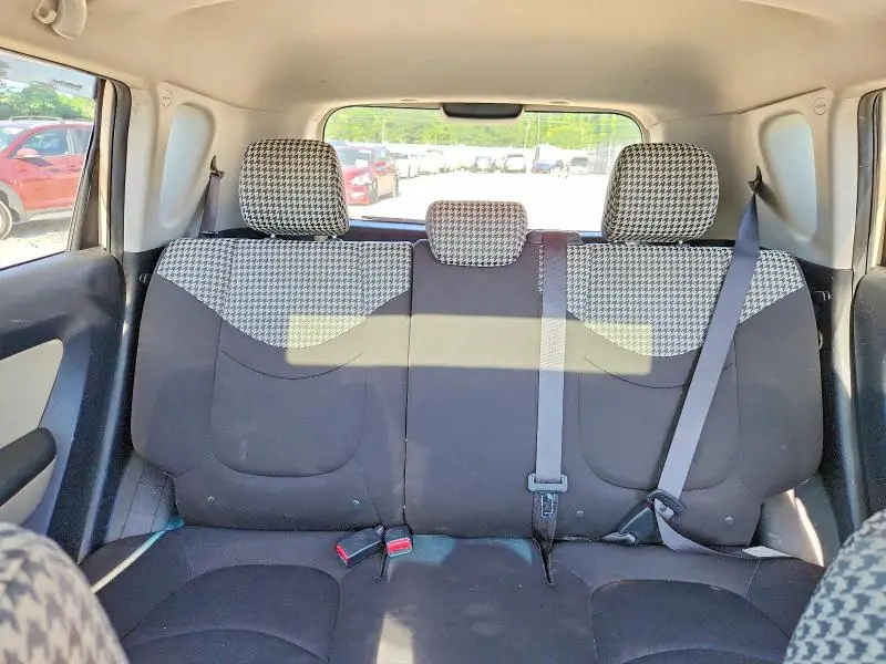 2011 KIA SOUL !  