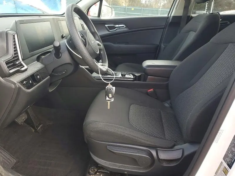 2025 KIA SPORTAGE LX  