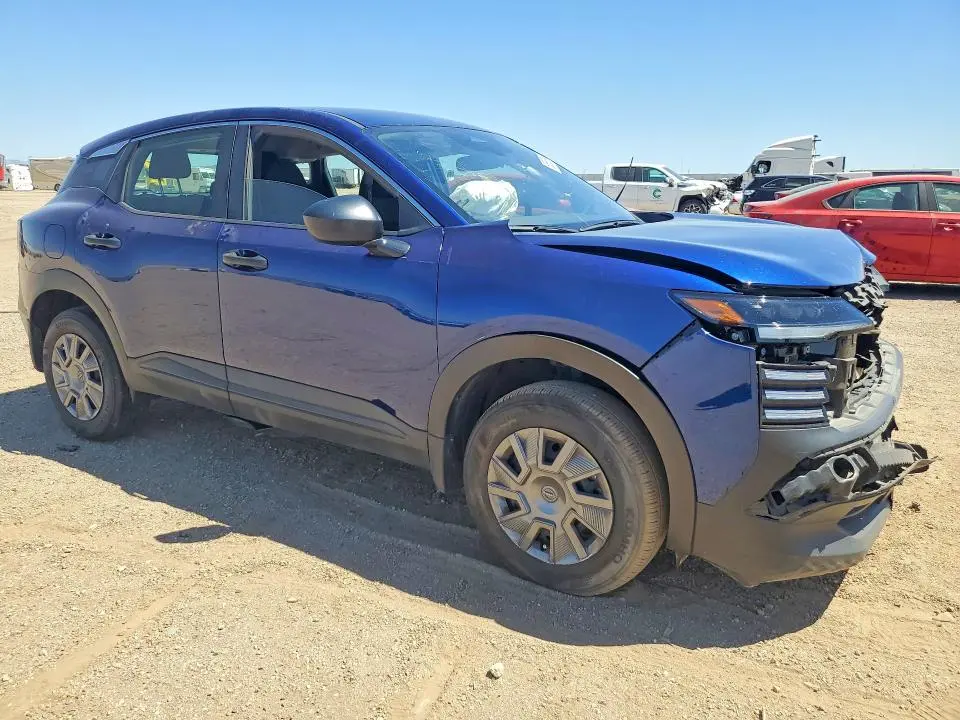 2025 NISSAN KICKS S  