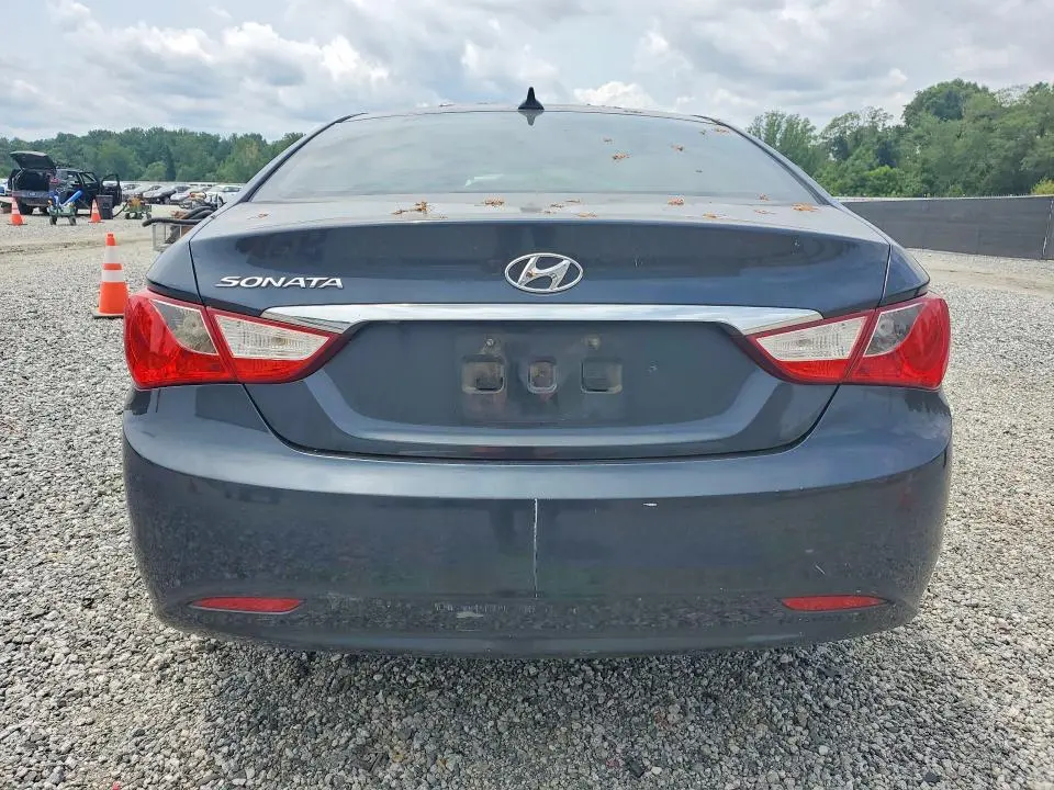 2012 HYUNDAI SONATA GLS  