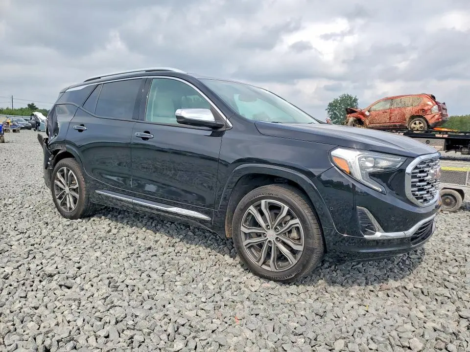 2019 GMC TERRAIN DENALI  