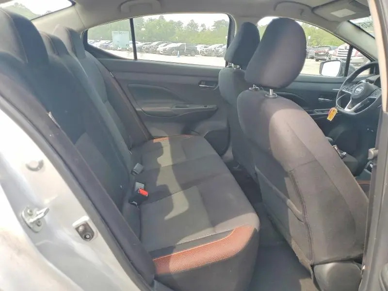 2021 NISSAN VERSA SR  