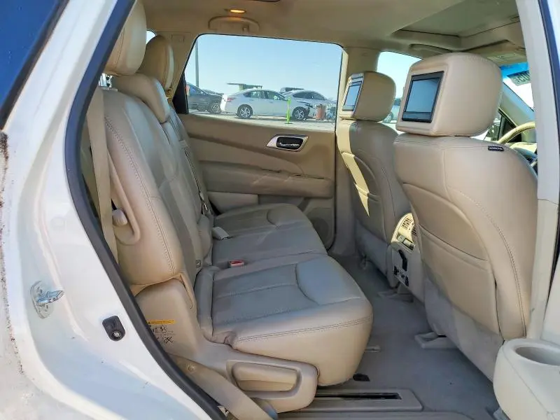 2014 NISSAN PATHFINDER S  