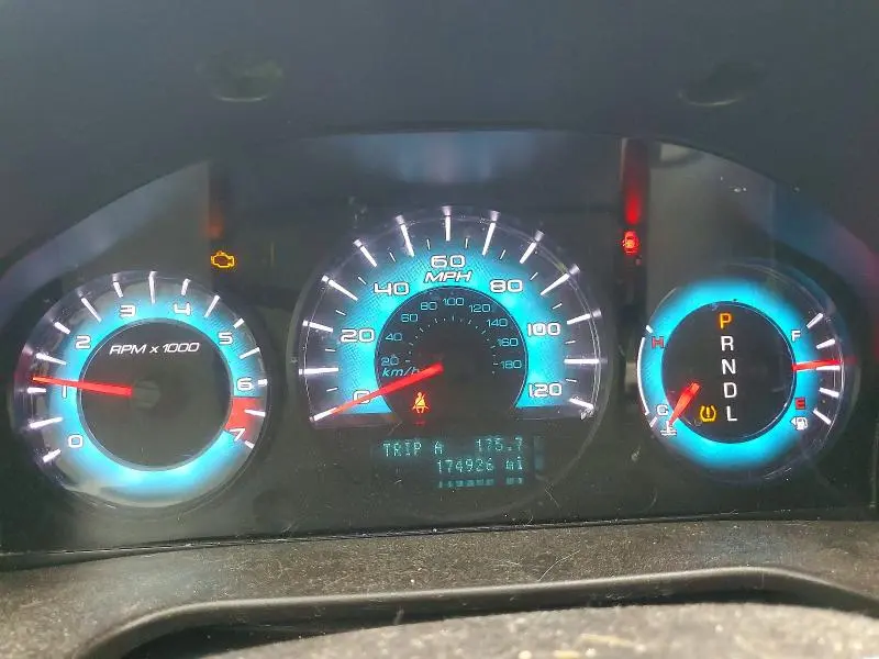 2010 FORD FUSION SE  