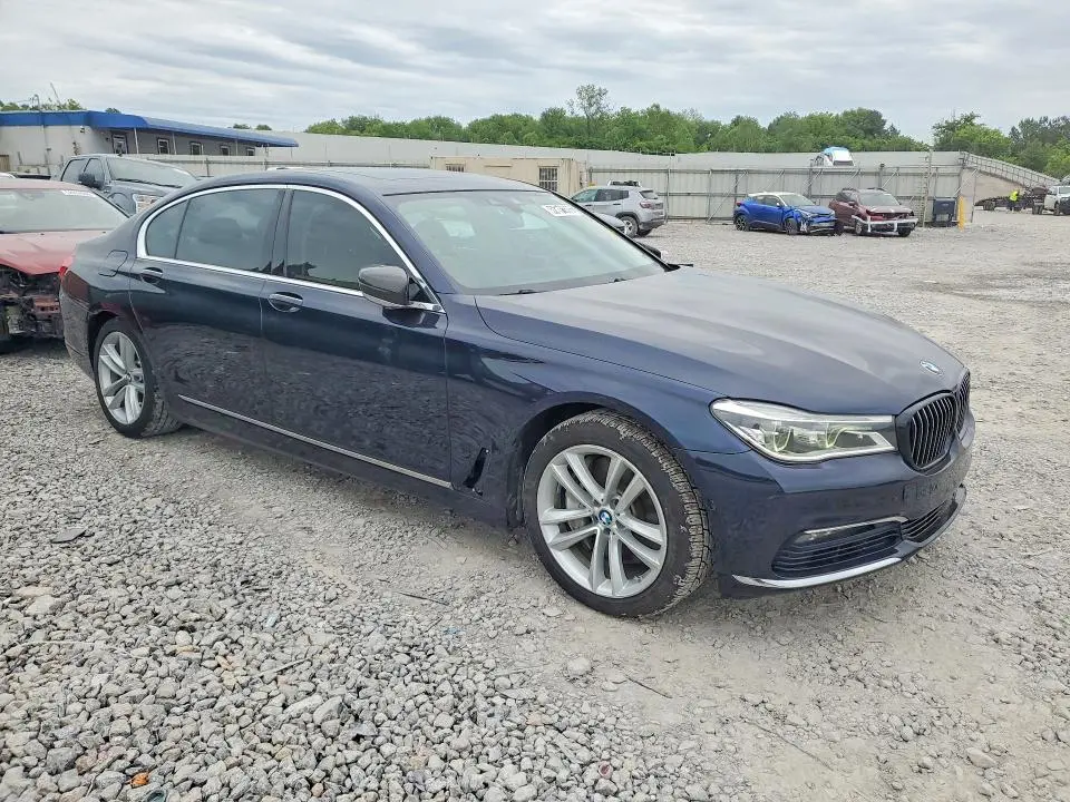 2016 BMW 750 XI  