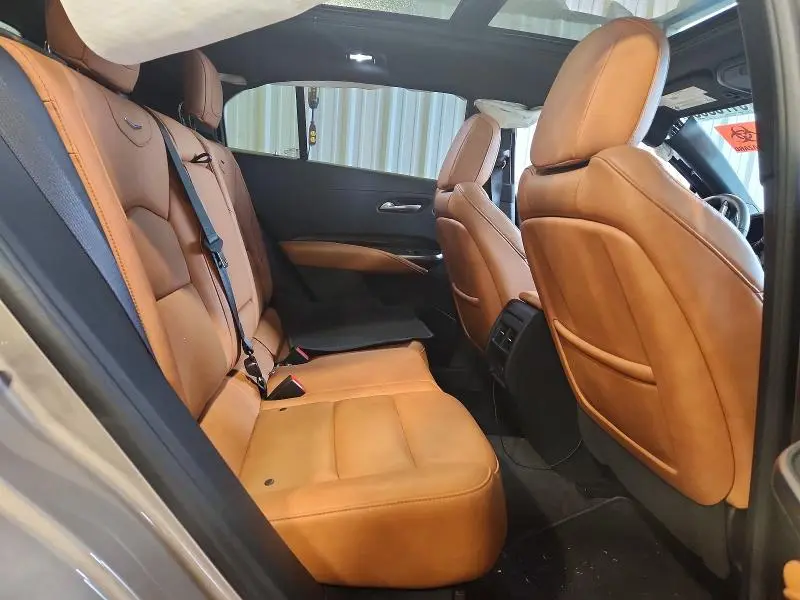 2022 CADILLAC XT4 PREMIUM LUXURY  