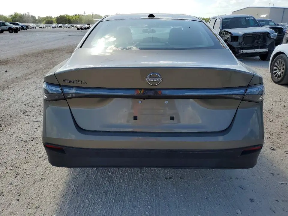 2026 NISSAN SENTRA SV  