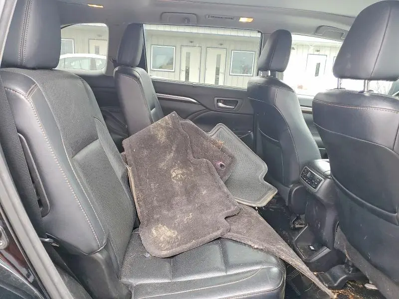 2016 TOYOTA HIGHLANDER LIMITED PLATINUM  