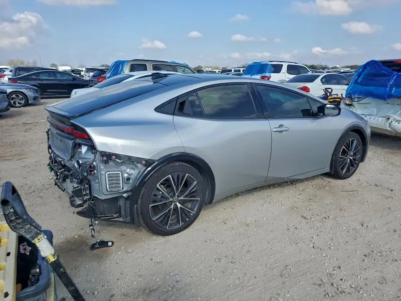 2024 TOYOTA PRIUS LE  