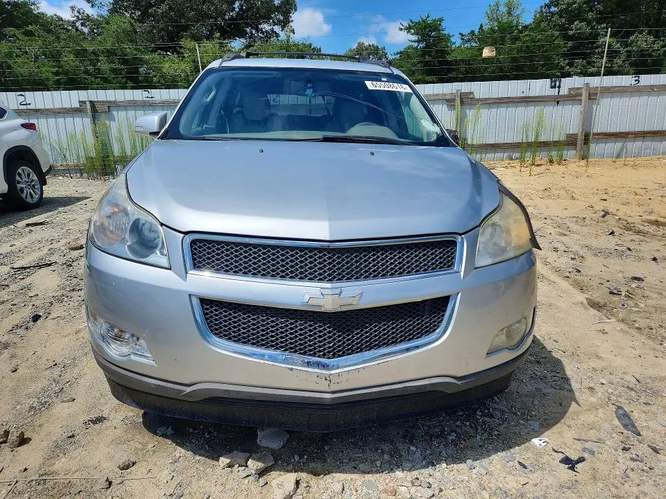 2012 CHEVROLET TRAVERSE LT  