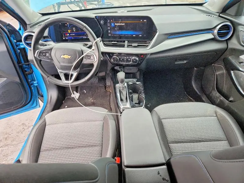 2025 CHEVROLET TRAX 1LT  