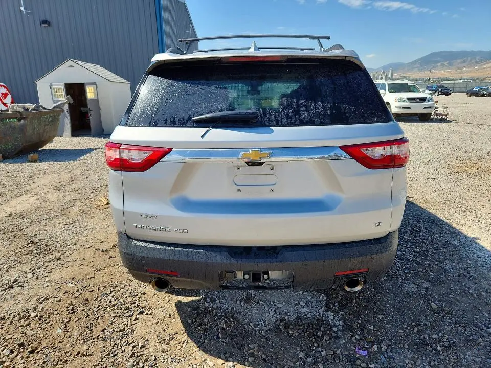 2020 CHEVROLET TRAVERSE LT  