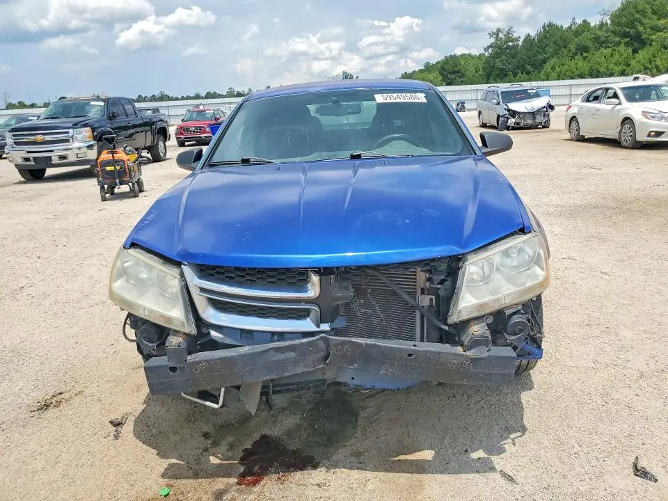 2013 DODGE AVENGER SE  