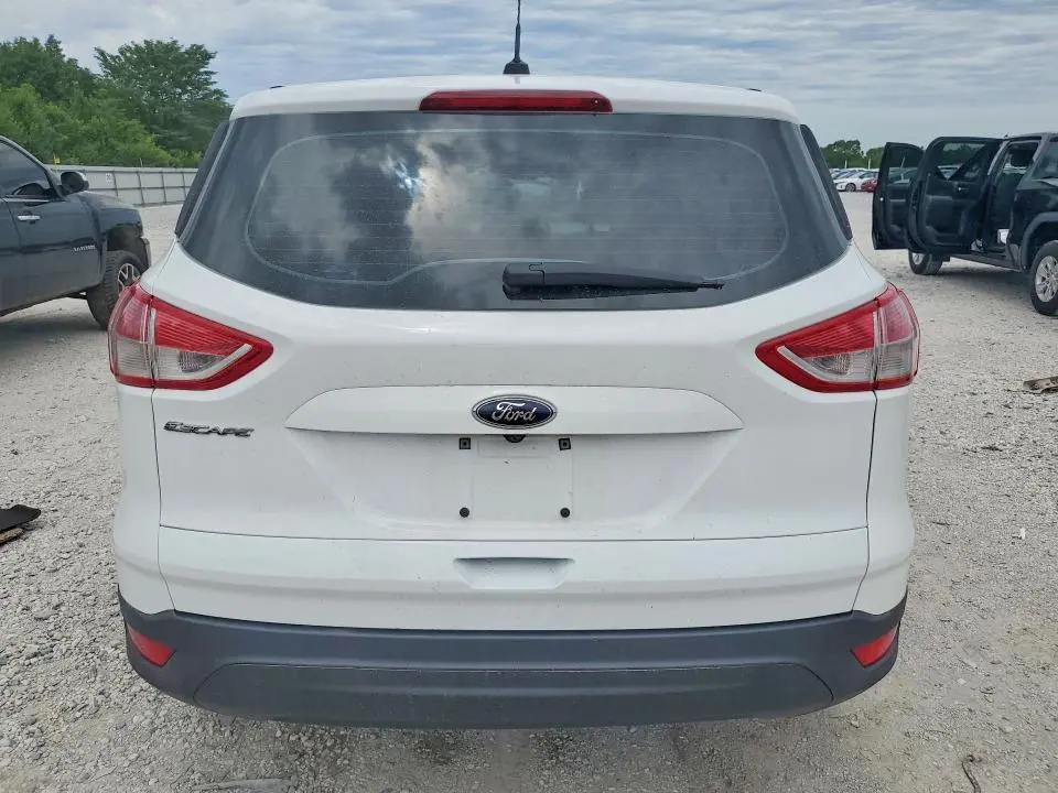 2016 FORD ESCAPE S  