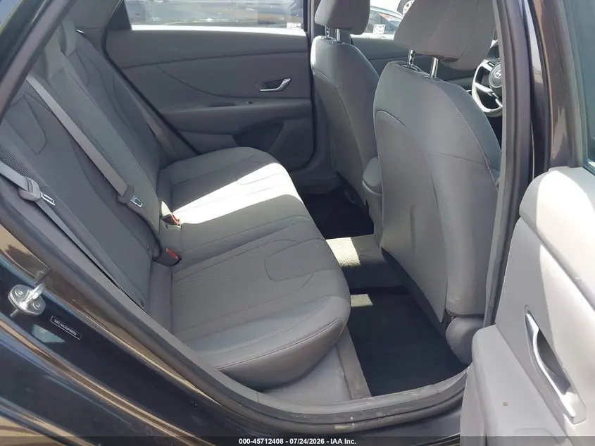 2021 HYUNDAI ELANTRA SE