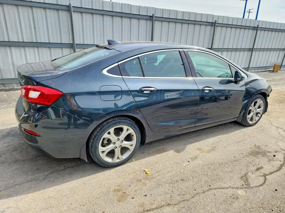 2017 CHEVROLET CRUZE PREMIER  