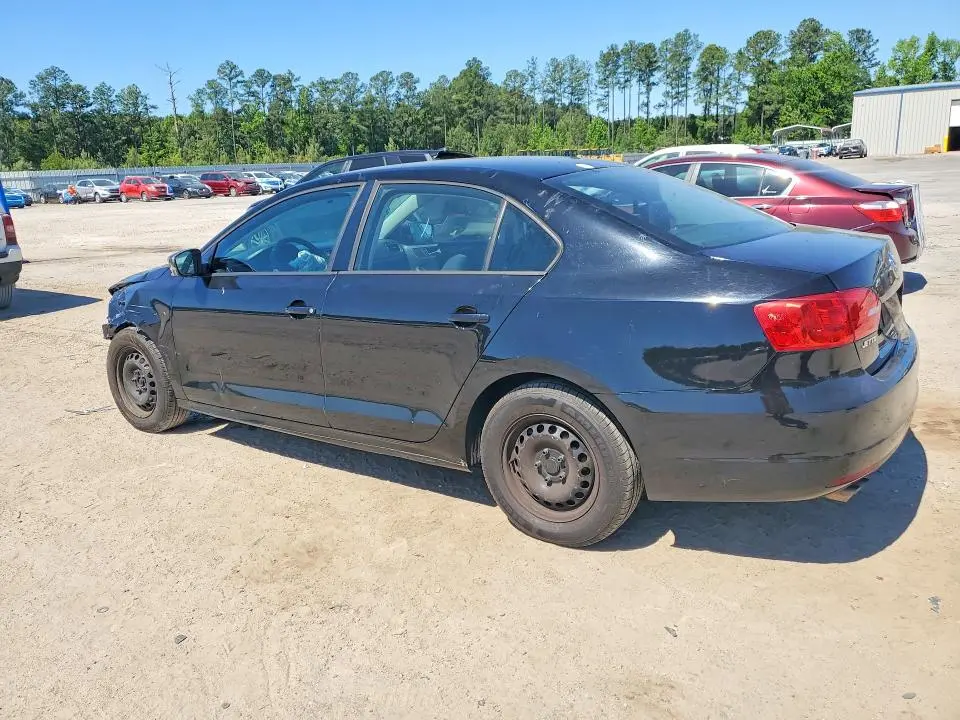 2013 VOLKSWAGEN JETTA BASE  