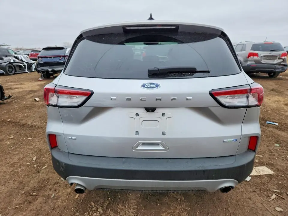 2020 FORD ESCAPE SE  