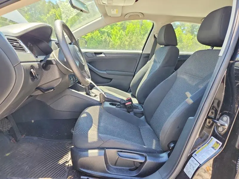 2012 VOLKSWAGEN JETTA BASE  