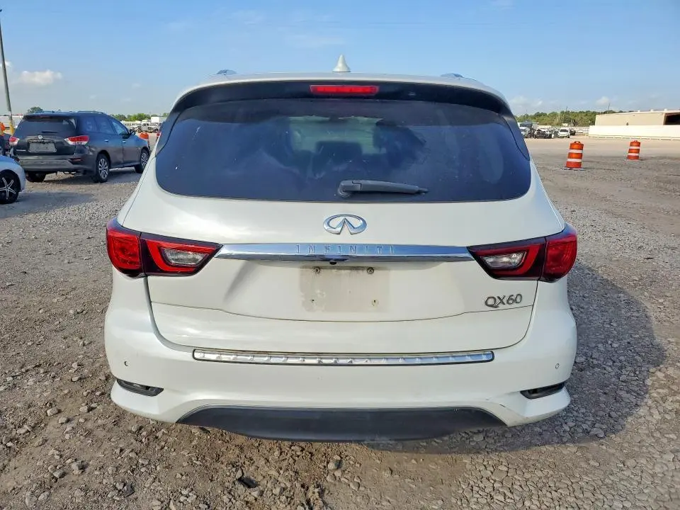 2019 INFINITI QX60 LUXE  