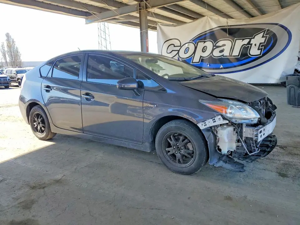 2012 TOYOTA PRIUS TWO  