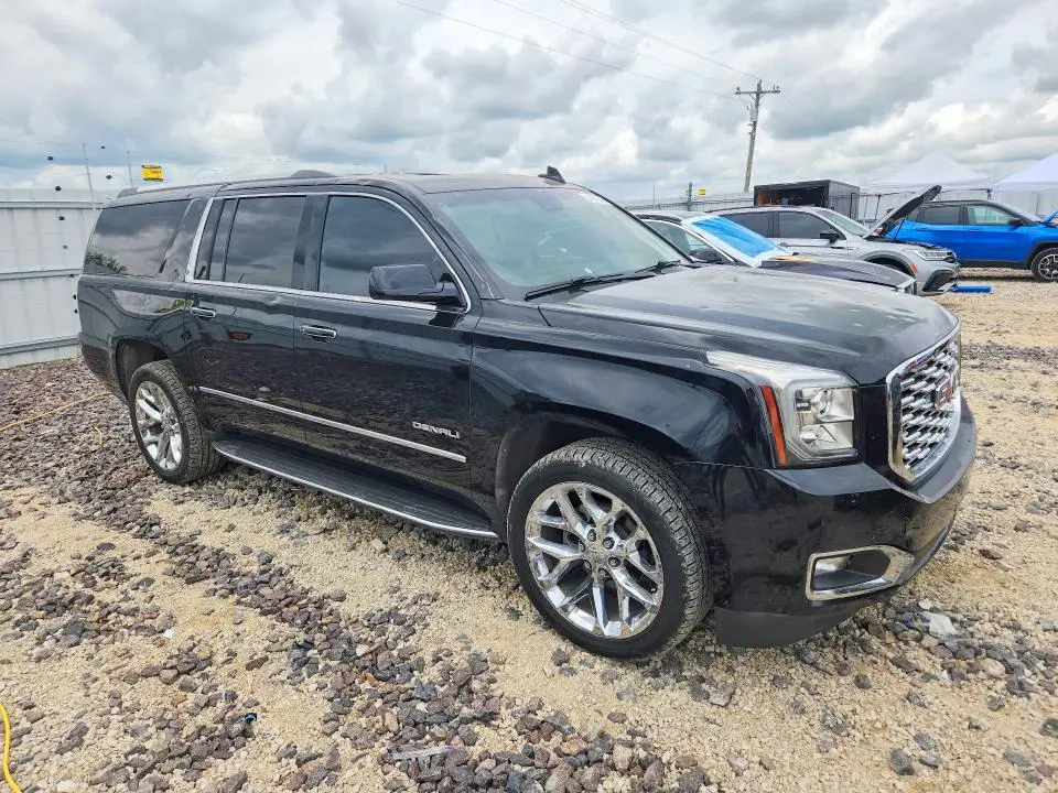 2018 GMC YUKON XL DENALI  